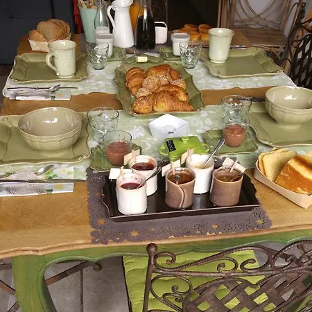 D'hotes Le Nid فندق مبيت وإفطار فورا